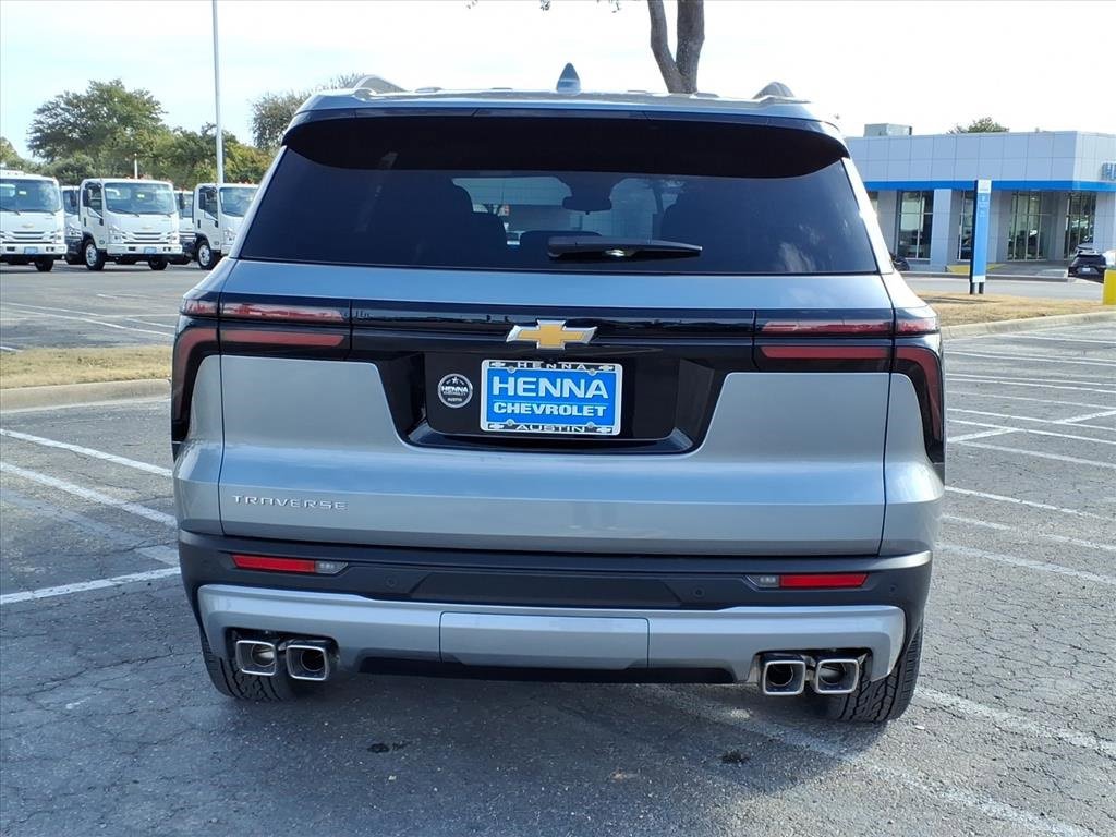 New 2026 Chevrolet Traverse LT image 7