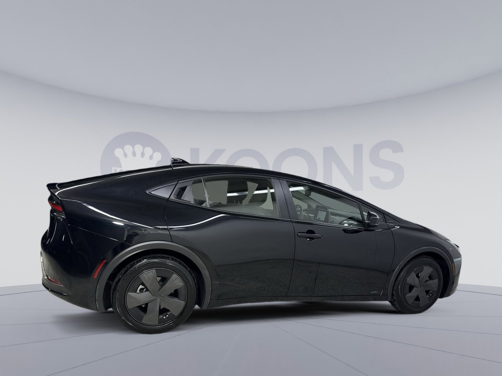 Used 2025 Toyota Prius LE image 13