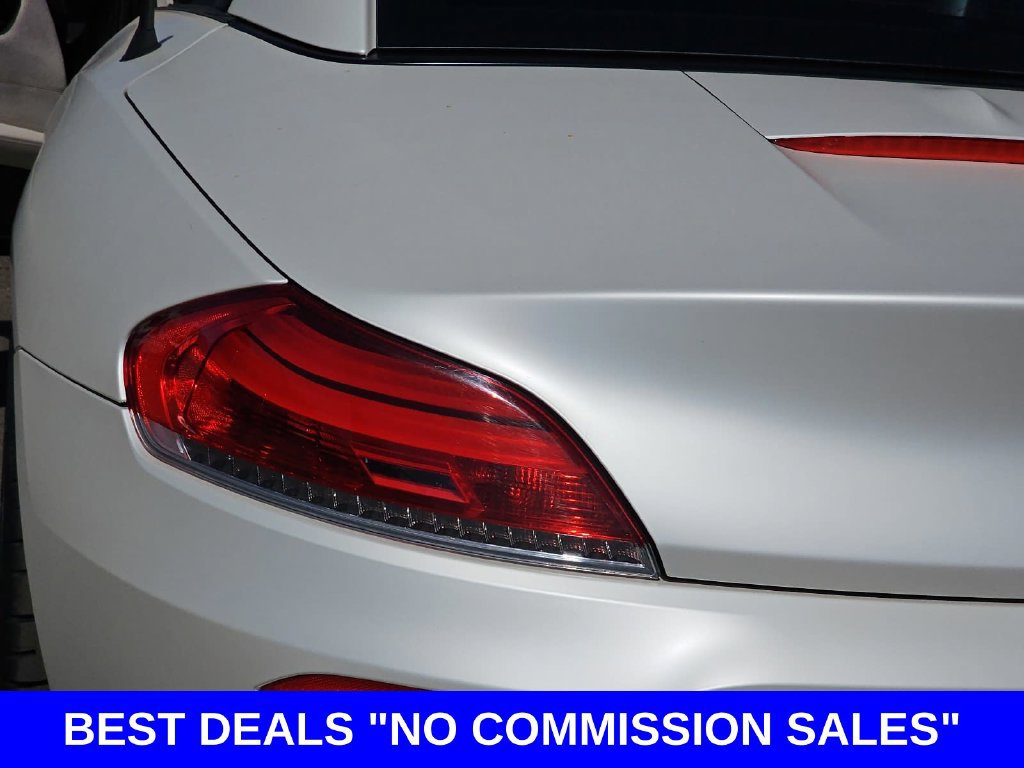 Used 2011 BMW Z4 sDrive35i RWD image 39