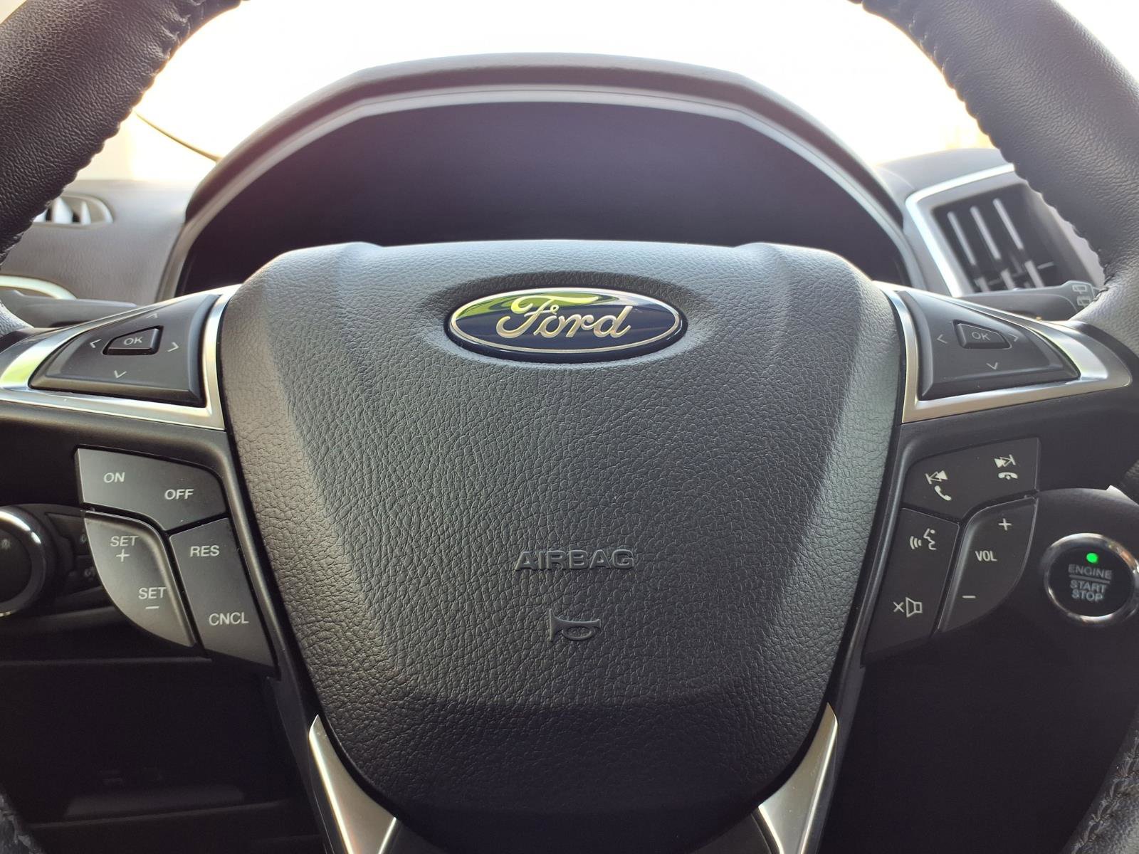 Used 2024 Ford Edge Titanium image 16