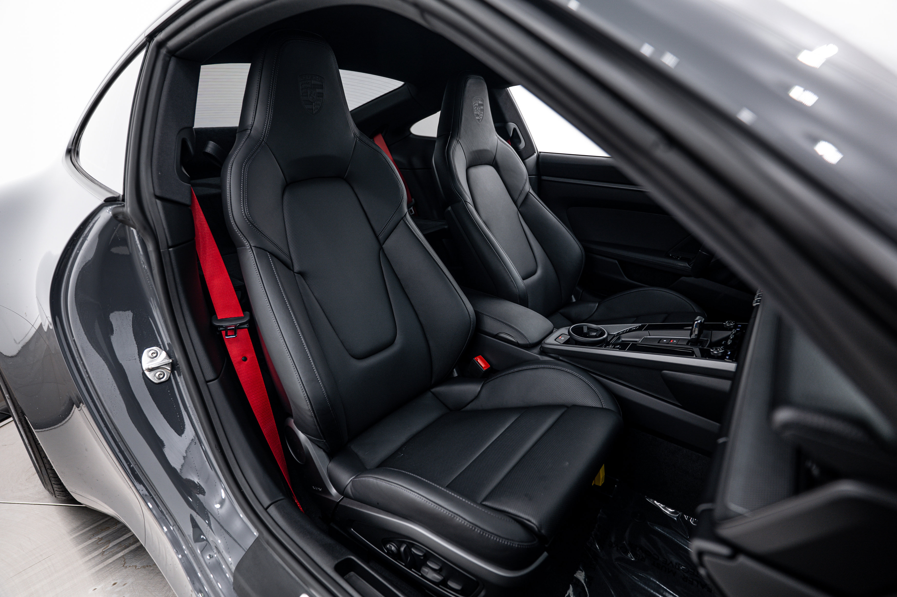 Certified 2025 Porsche 911 Carrera image 15