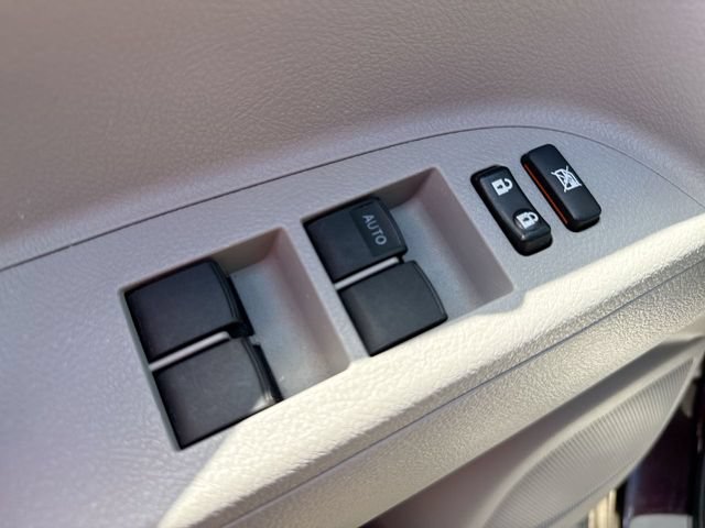 Used 2012 Toyota Highlander 4WD w/ Tech Pkg image 13