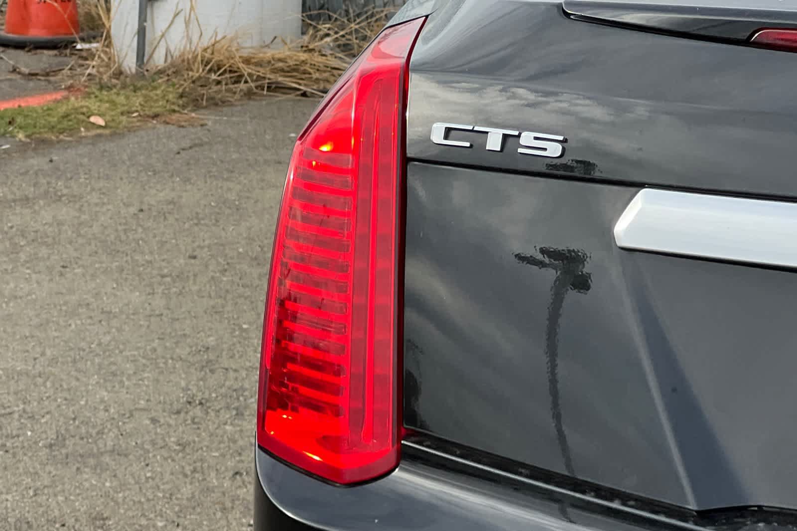 Used 2019 Cadillac CTS Luxury RWD image 23