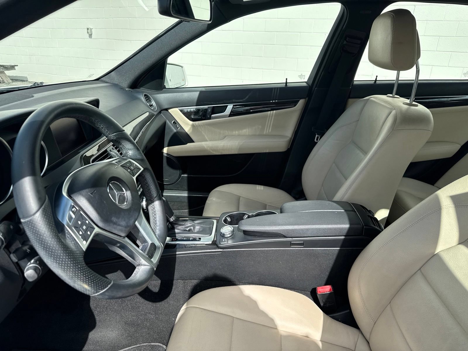 Used 2013 Mercedes-Benz C 350 Sport image 19