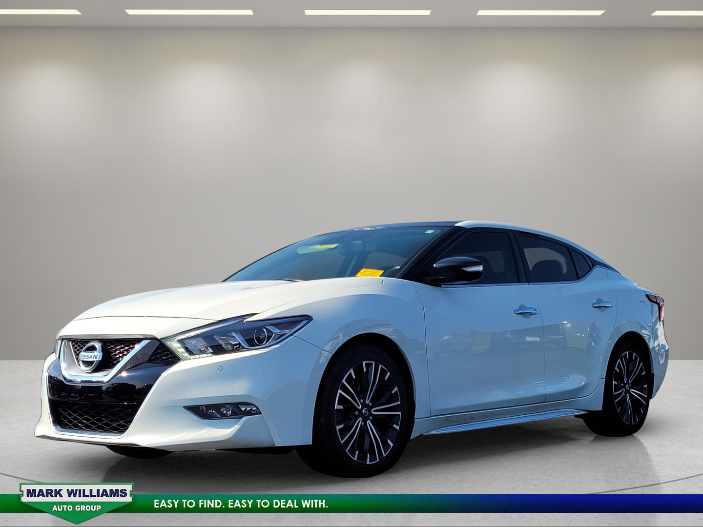 Used 2017 Nissan Maxima Platinum w/ Medallion Package FWD image 8