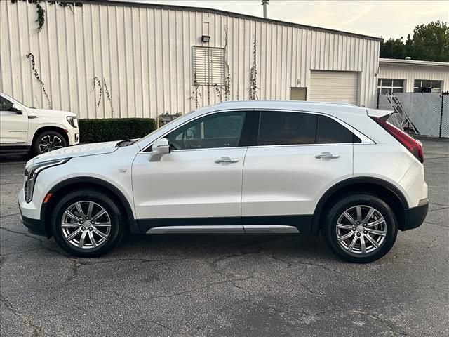 Certified 2023 Cadillac XT4 Premium Luxury w/ Cold Weather Package AWD/4WD image 7