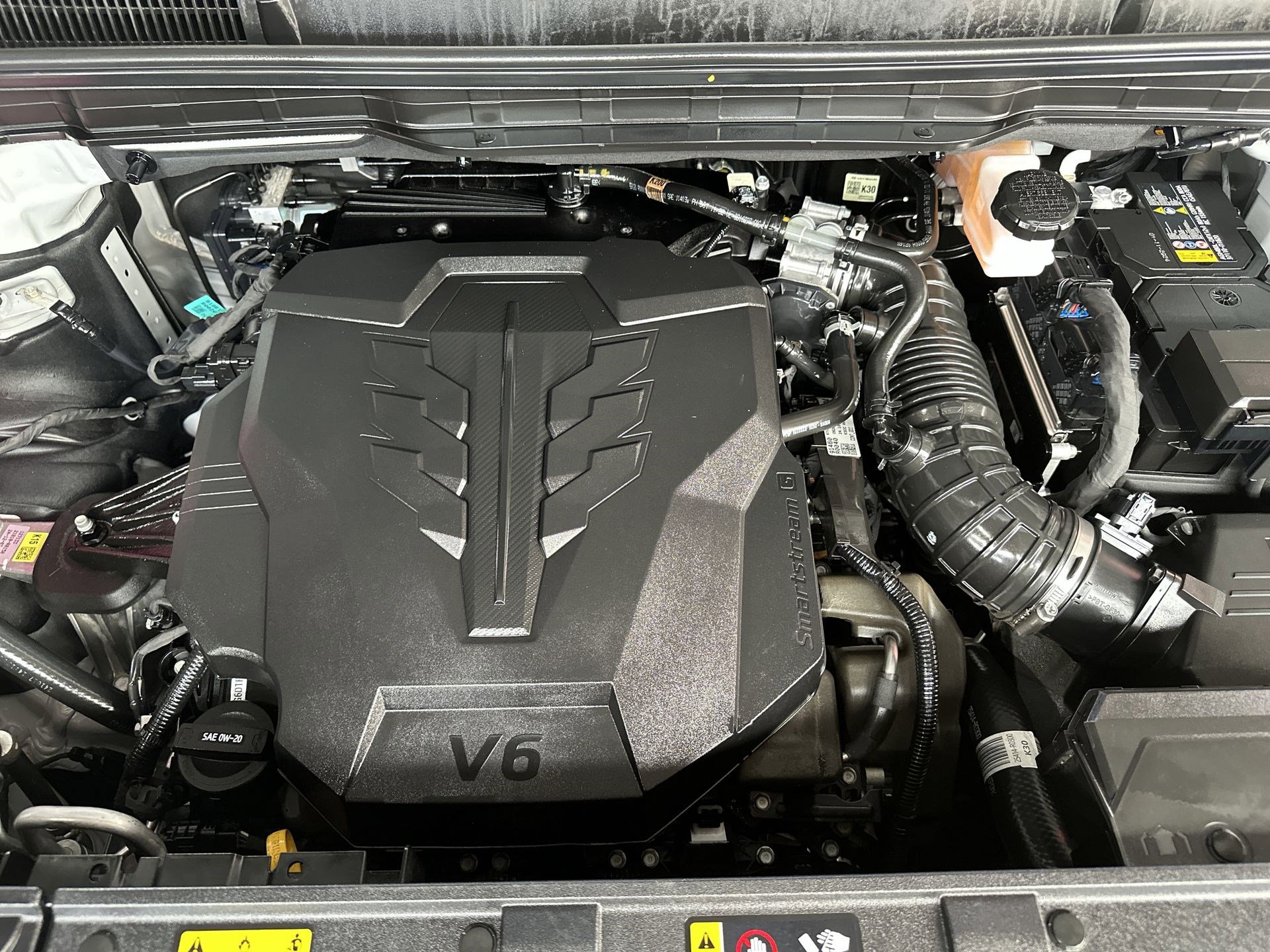 Used 2025 Kia Carnival SX Prestige image 18