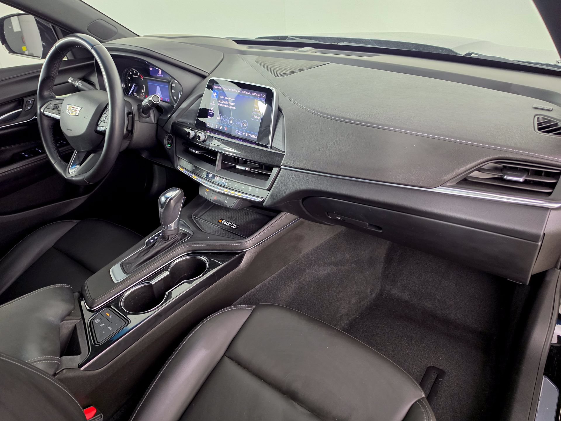 Used 2023 Cadillac CT4 Luxury RWD image 43