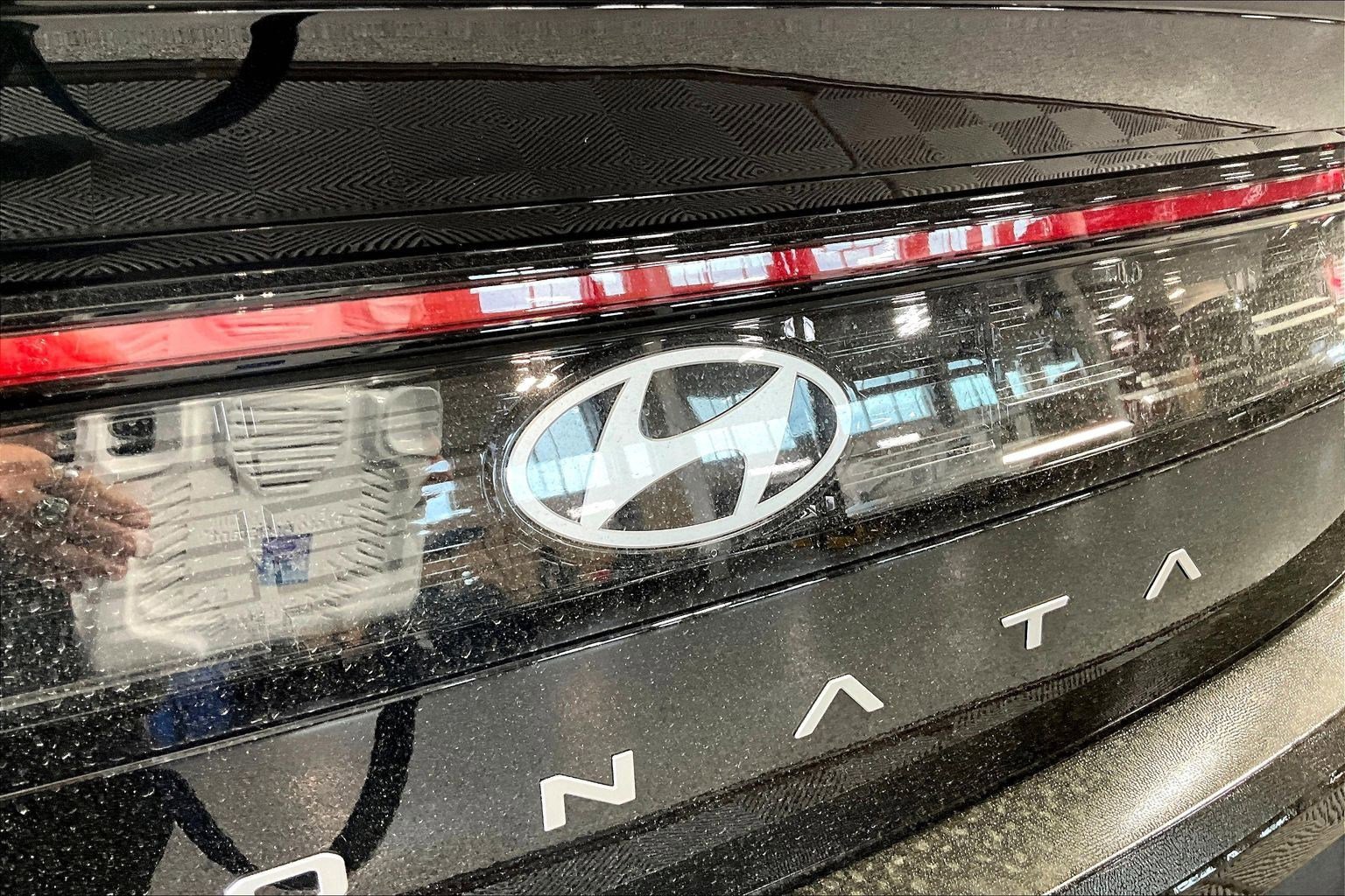 New 2026 Hyundai Sonata Limited FWD image 14