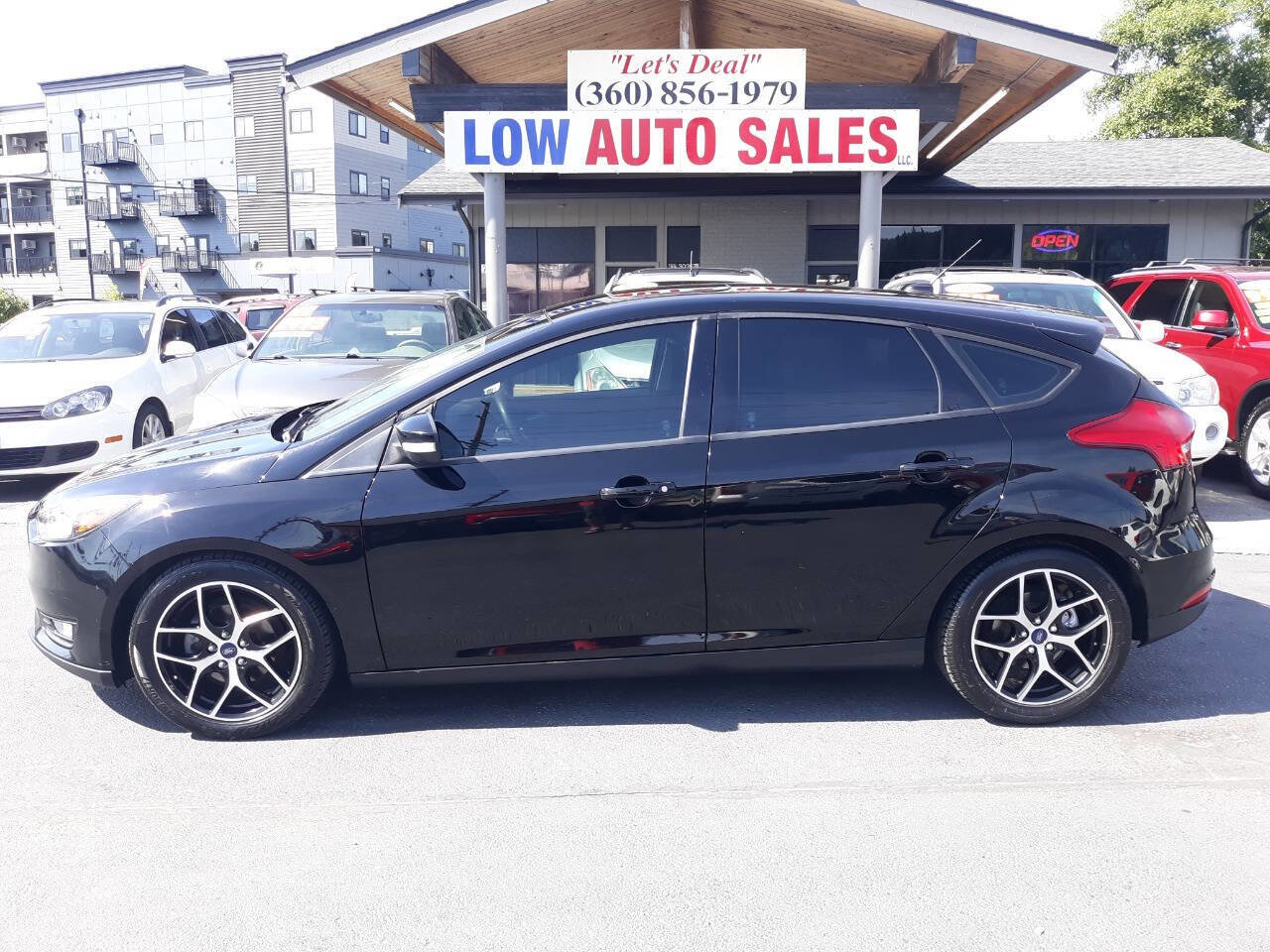 Used 2018 Ford Focus SEL image 4