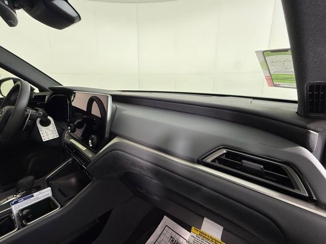 New 2026 Lexus TX 500h AWD image 34