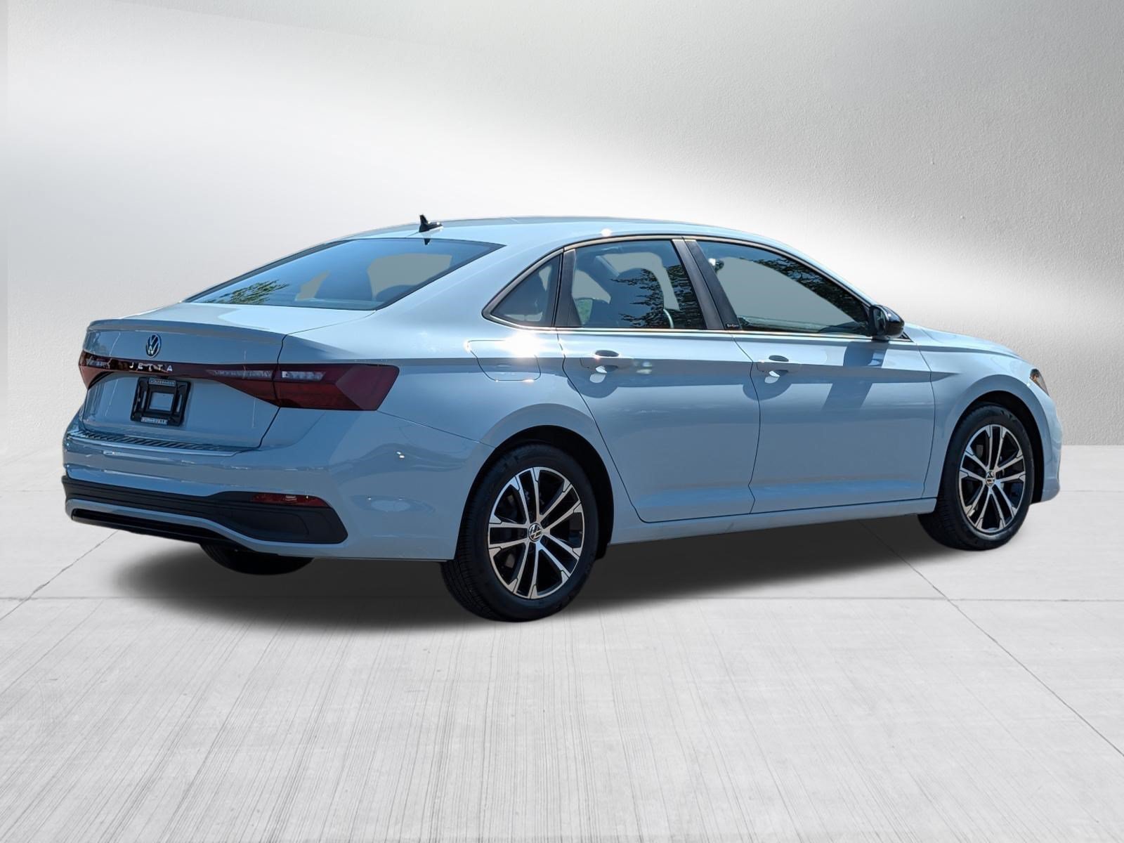Used 2025 Volkswagen Jetta Sport FWD image 7