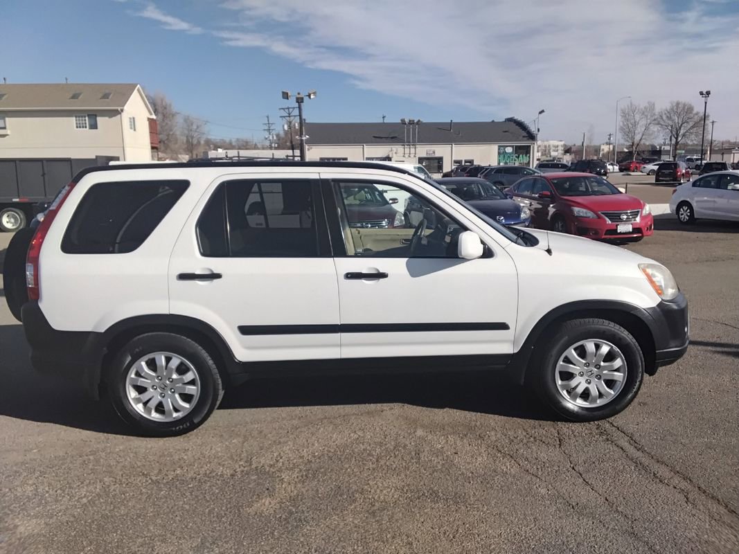 Used 2005 Honda CR-V EX image 4