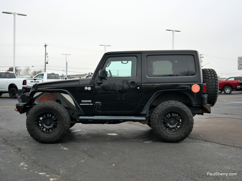 Used 2013 Jeep Wrangler Sport image 8