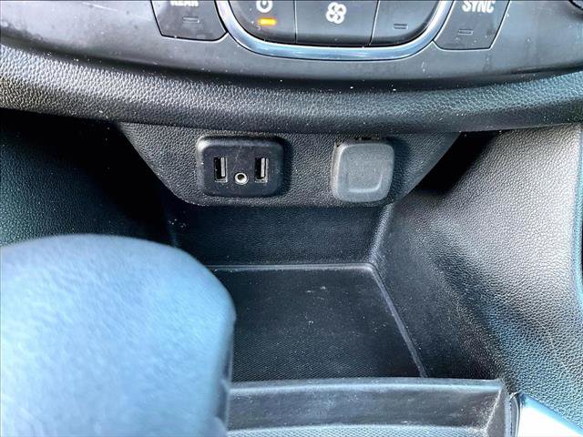 Used 2021 Chevrolet Traverse LS FWD image 27