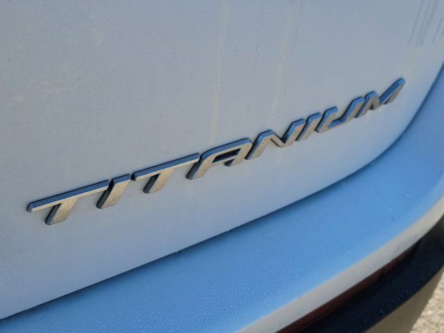 Used 2015 Ford Edge Titanium w/ Technology Package image 11