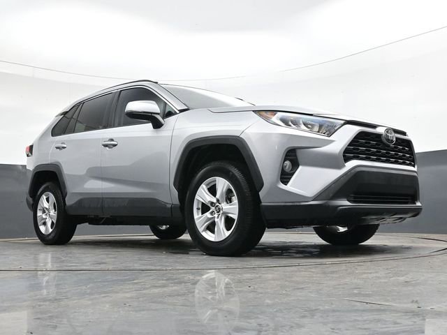 Used 2019 Toyota RAV4 XLE image 25