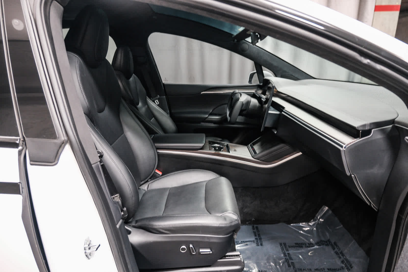 Used 2023 Tesla Model X AWD/4WD image 16