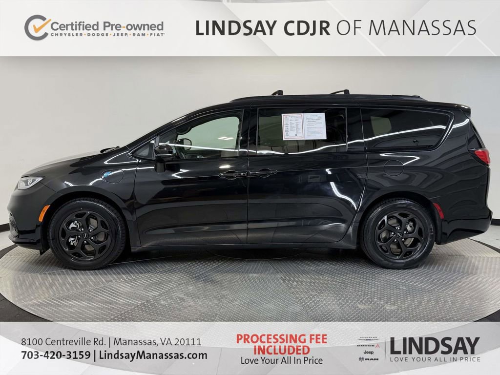 Used 2024 Chrysler Pacifica Premium FWD image 6