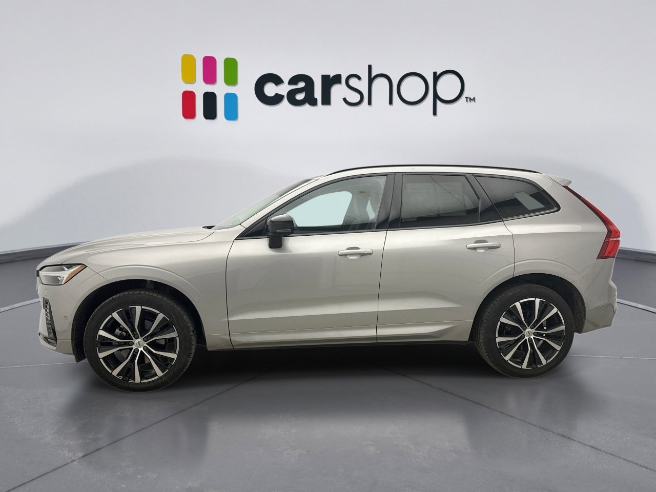 Used 2023 Volvo XC60 B5 Plus w/ Climate Package image 2
