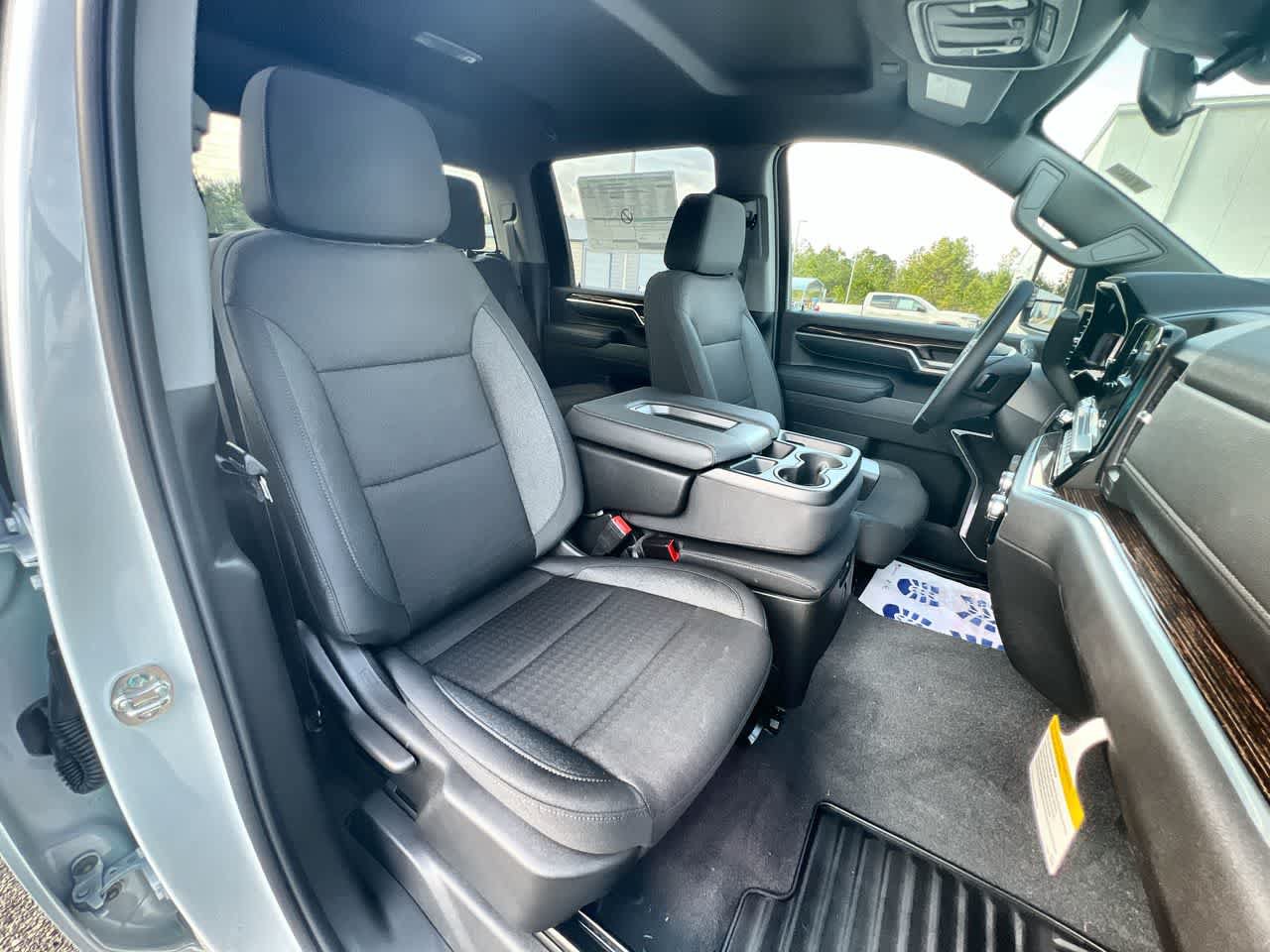 New 2026 GMC Sierra 2500 SLE w/ SLE Value Package; AWD/4WD image 27