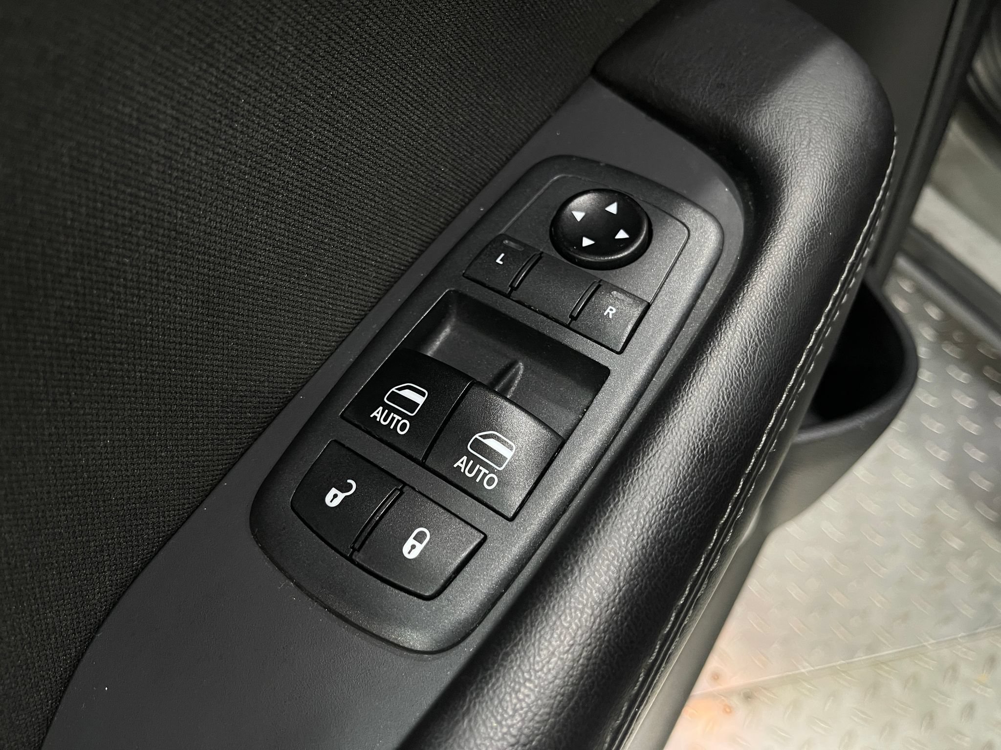 Used 2018 Dodge Challenger R/T RWD image 14