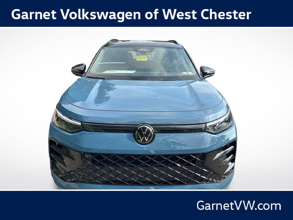 New 2026 Volkswagen Tiguan SE R-Line AWD/4WD image 8