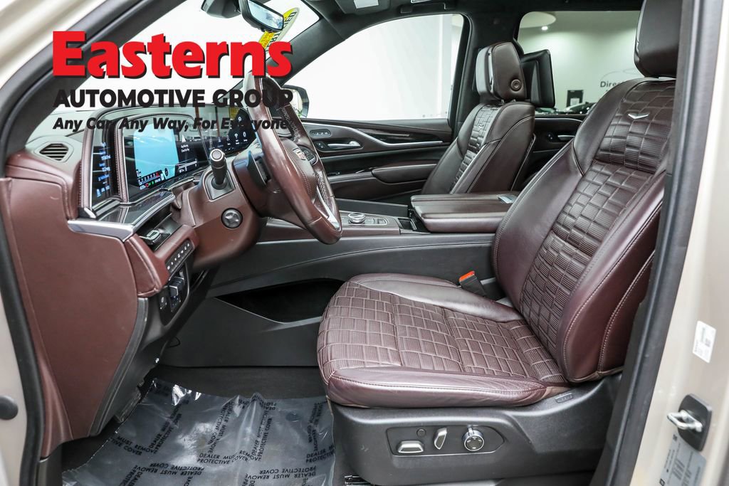 Used 2021 Cadillac Escalade ESV Premium Luxury Platinum image 14