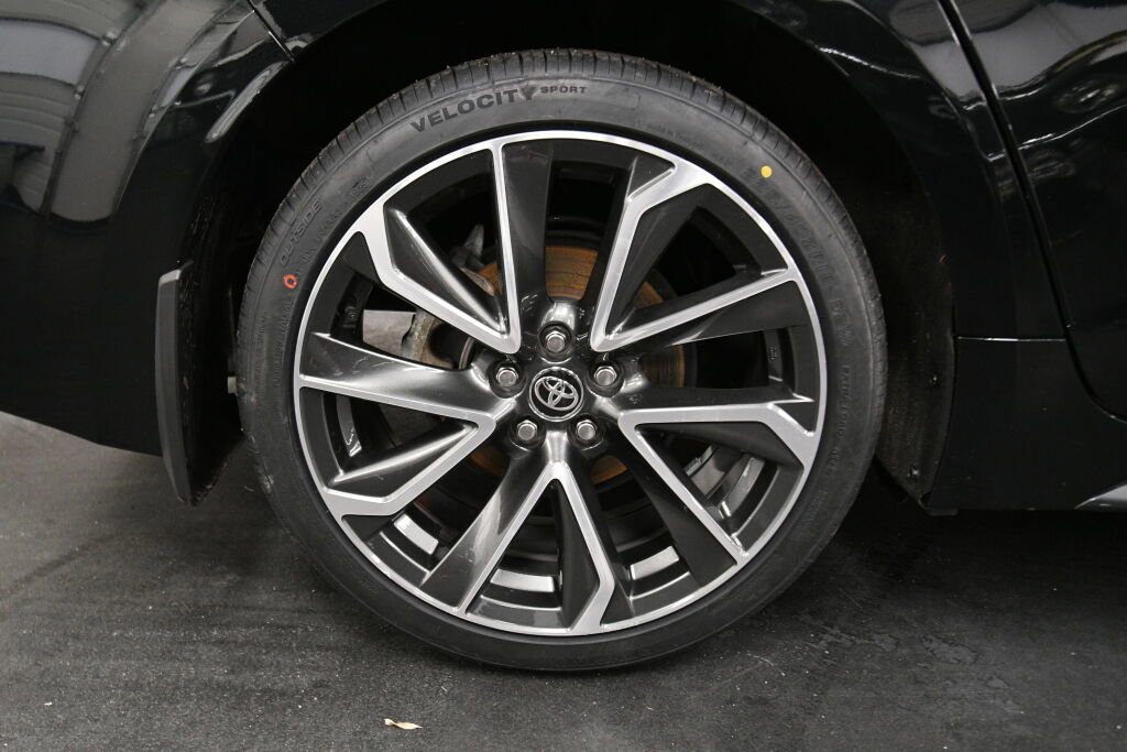 Certified 2022 Toyota Corolla SE image 31