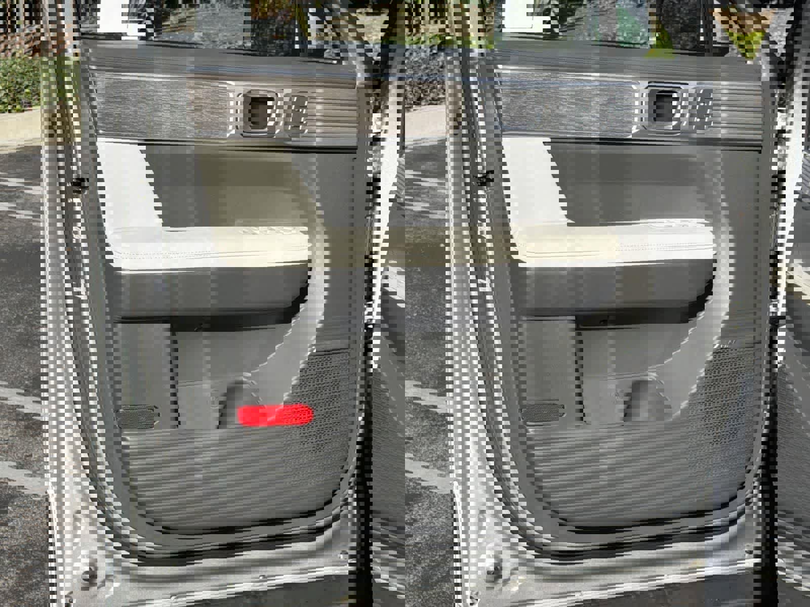 Certified 2025 Hyundai Santa Fe Limited w/ Tow & Go Package image 23