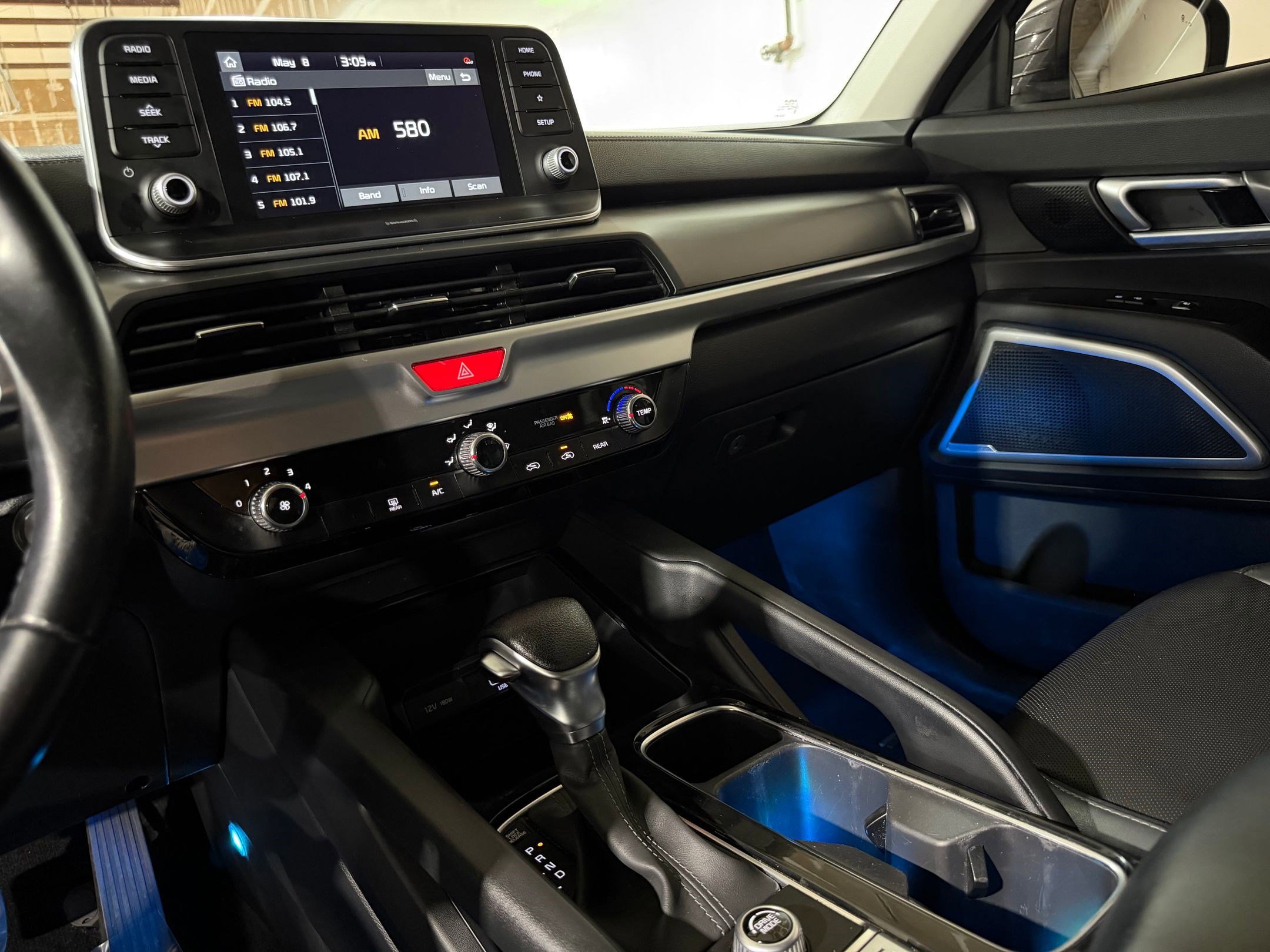 Used 2021 Kia Telluride LX FWD image 24