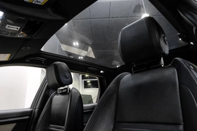 Used 2025 Land Rover Discovery Sport Dynamic SE AWD/4WD image 6