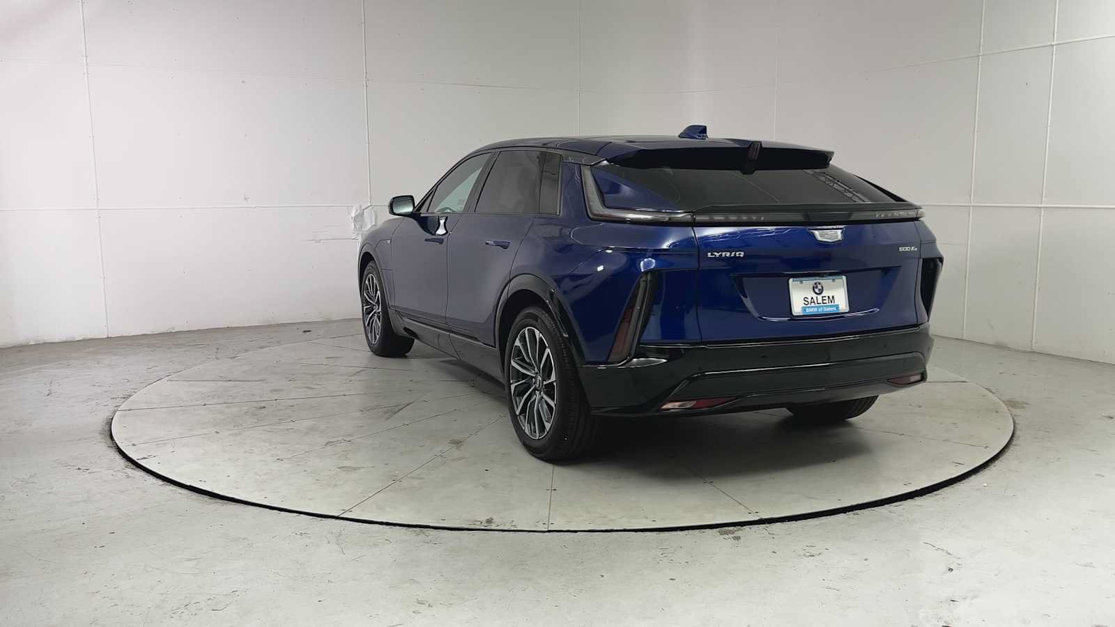 Used 2024 Cadillac Lyriq Sport AWD/4WD image 3
