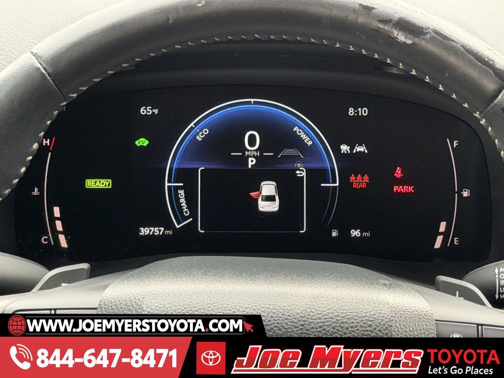 Used 2025 Toyota Camry SE image 16