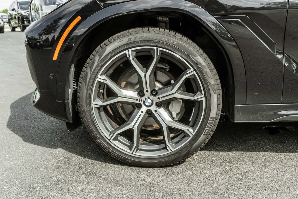 Used 2022 BMW X6 xDrive40i AWD/4WD image 31