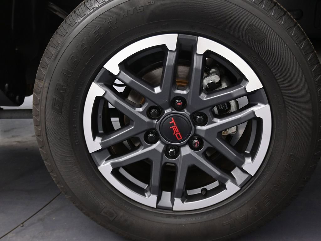 Used 2024 Toyota Tacoma TRD Sport w/ TRD Sport Upgrade Package image 22