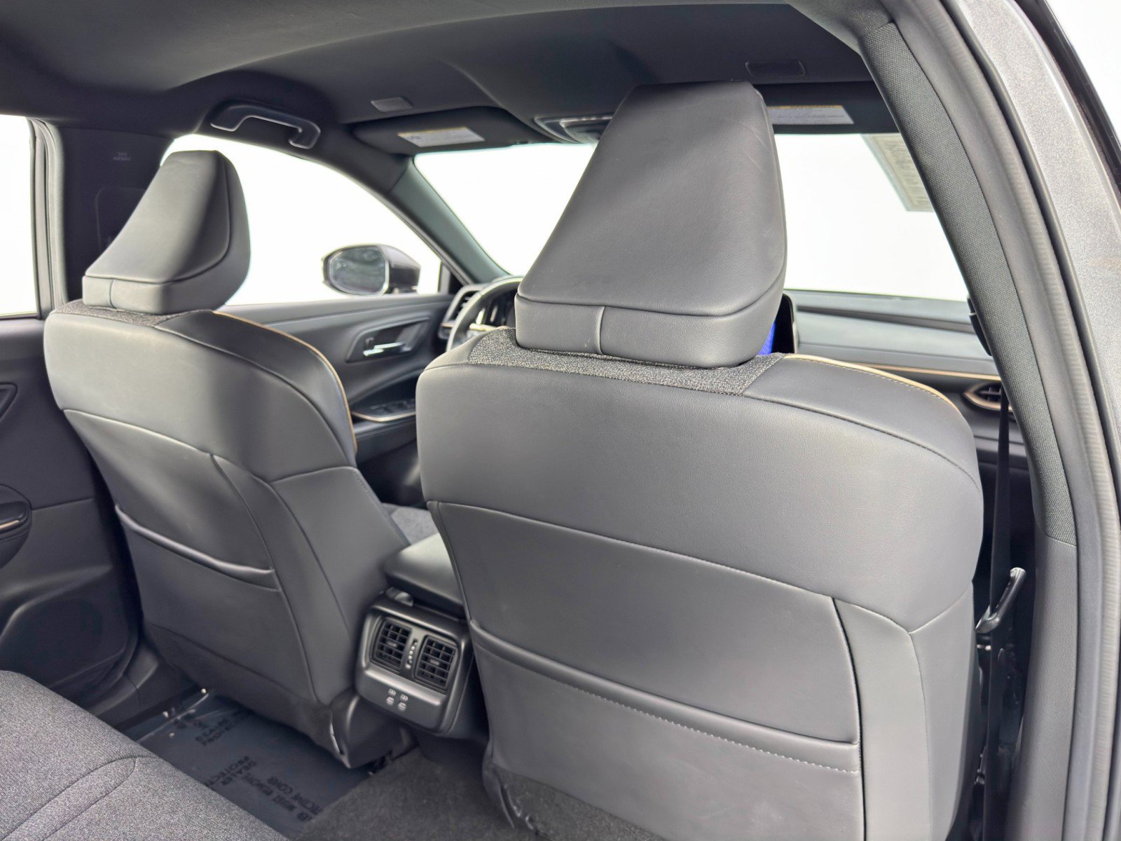 Used 2023 Toyota Crown XLE image 36