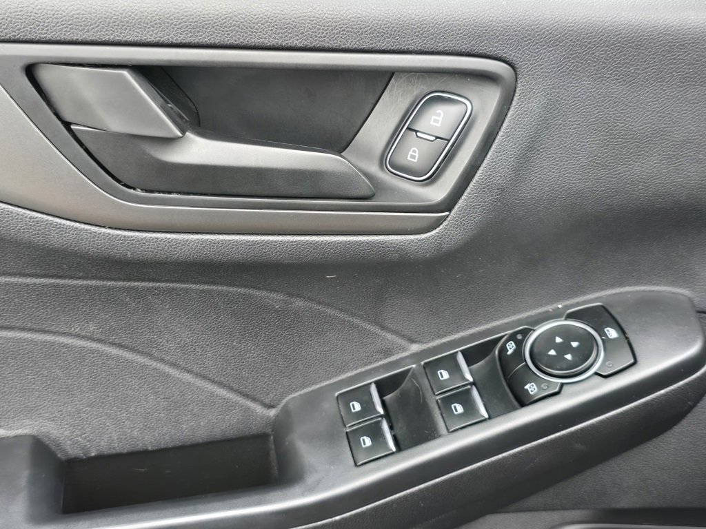 Used 2023 Ford Escape Active image 16