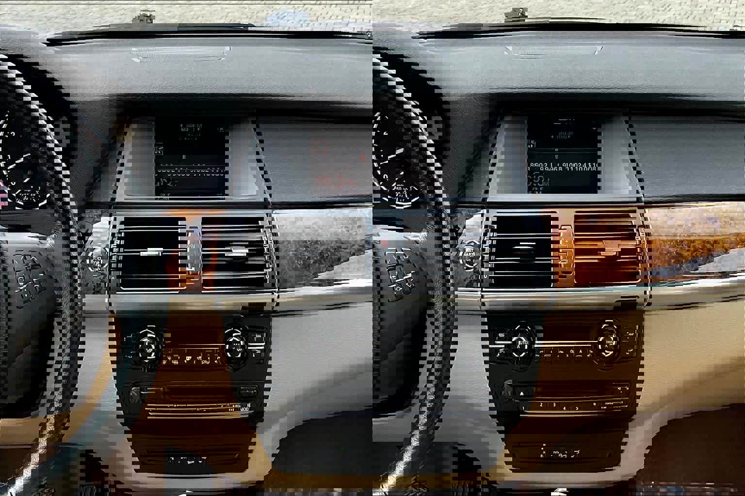 Used 2008 BMW X5 3.0si image 6