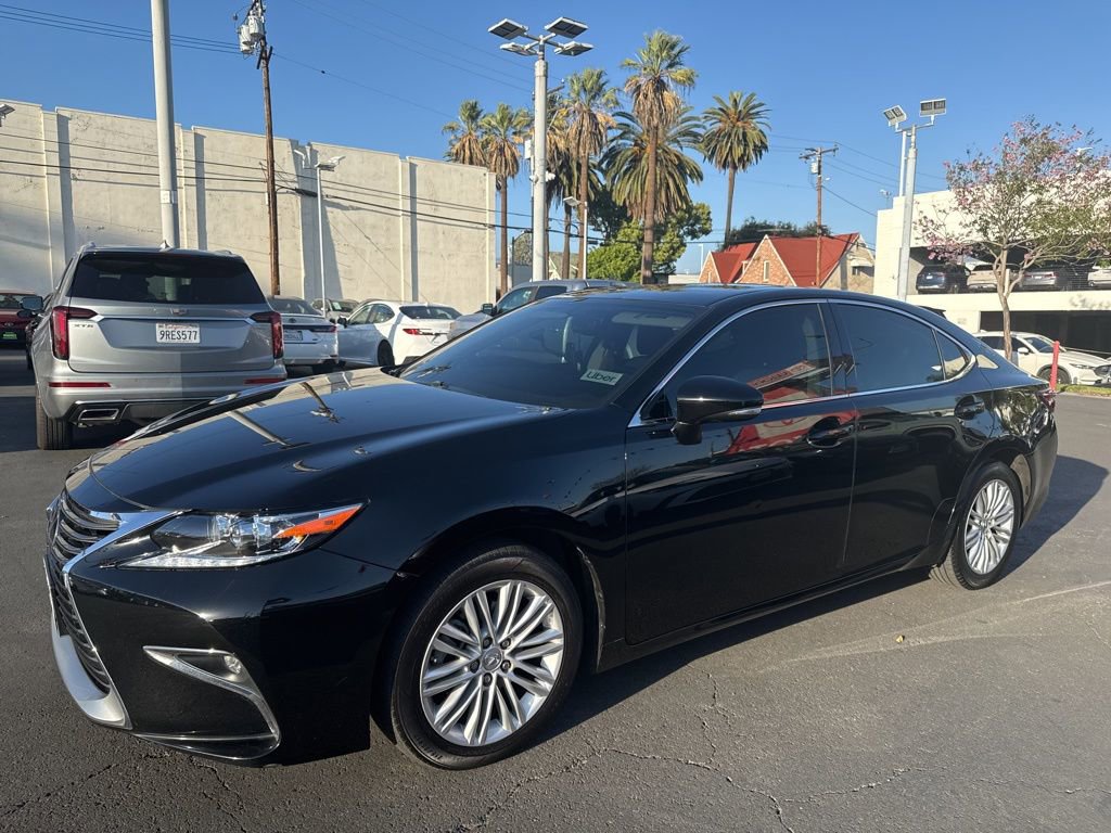 Used 2016 Lexus ES 350 image 2