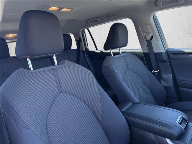 Certified 2025 Toyota Highlander LE image 22