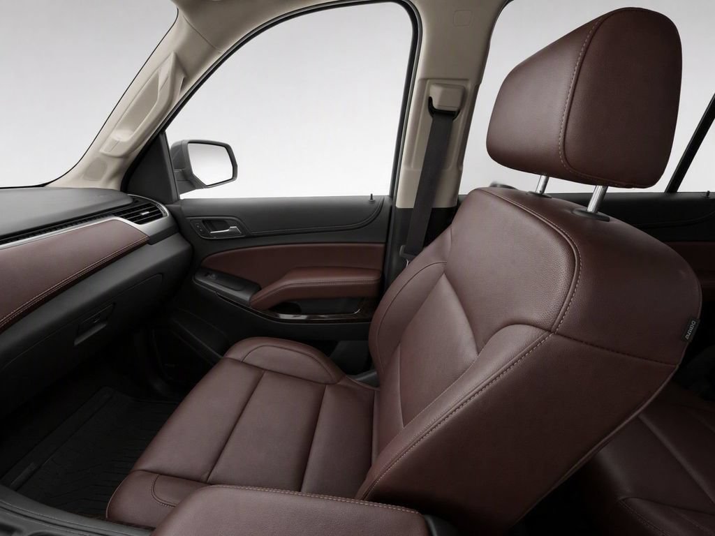 Used 2018 Chevrolet Suburban Premier RWD image 30