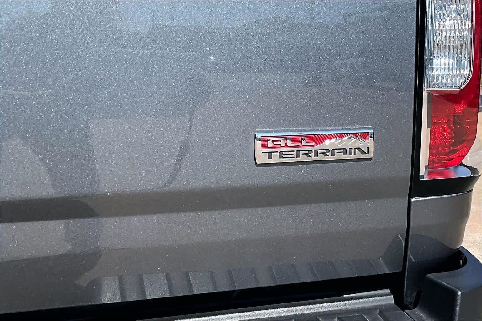 Used 2019 GMC Canyon All Terrain w/ Trailering Package AWD/4WD image 10