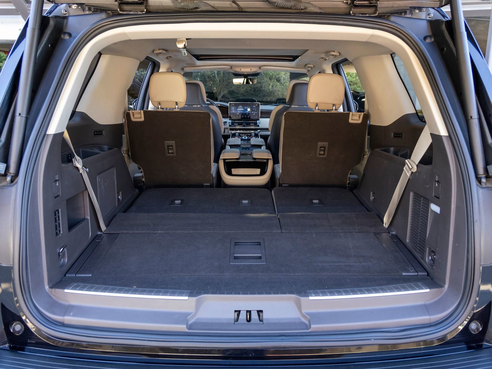 Used 2023 Lincoln Navigator Reserve image 50