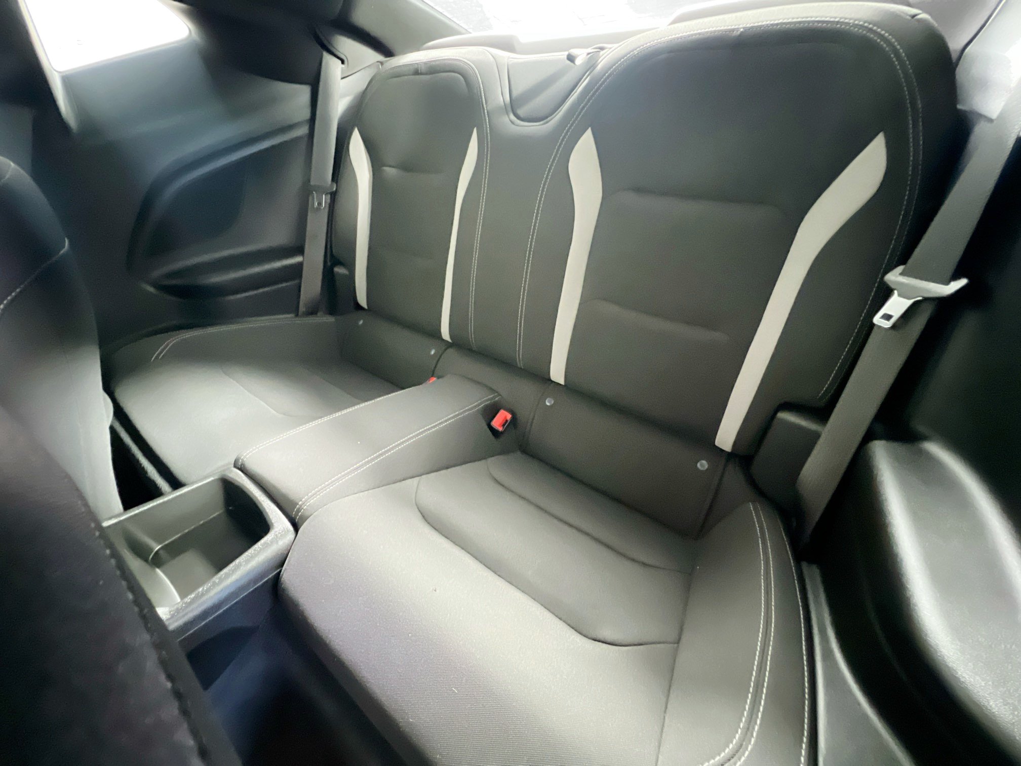 Used 2022 Chevrolet Camaro SS RWD image 28