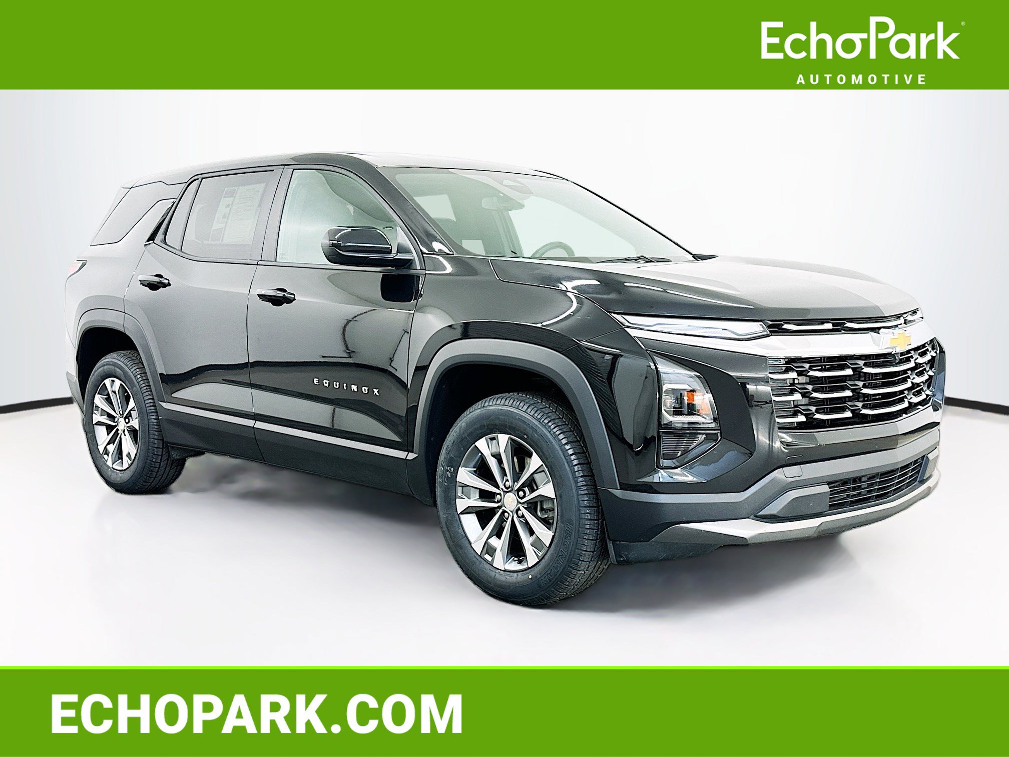 Used 2025 Chevrolet Equinox LT AWD/4WD image 1