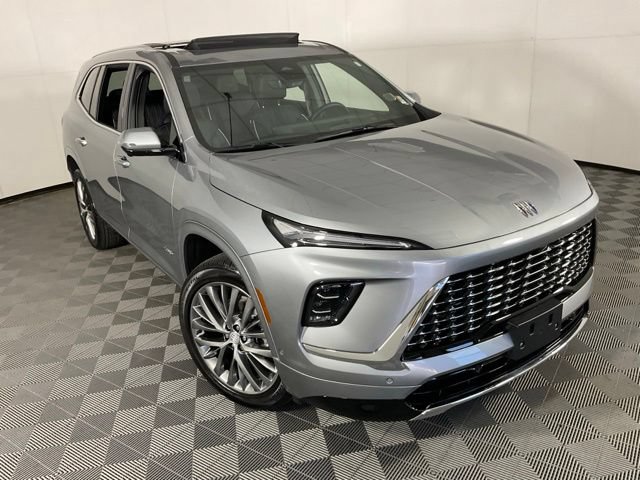 Used 2025 Buick Enclave Avenir w/ Super Cruise Package AWD/4WD image 47