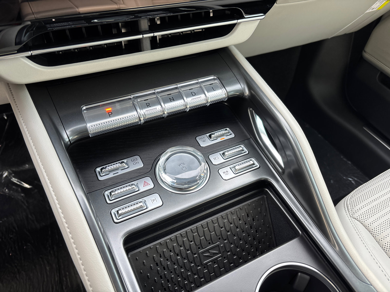 New 2026 Lincoln Nautilus Reserve image 24