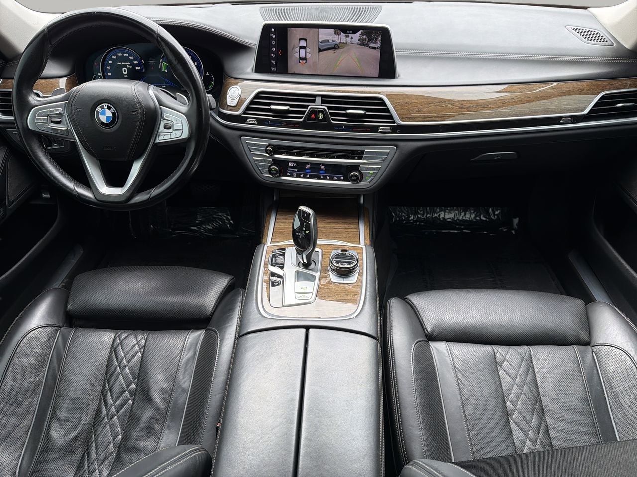 Used 2018 BMW 750i RWD image 12