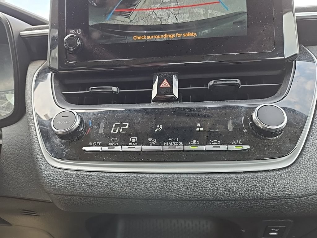 Used 2024 Toyota Corolla LE FWD image 23